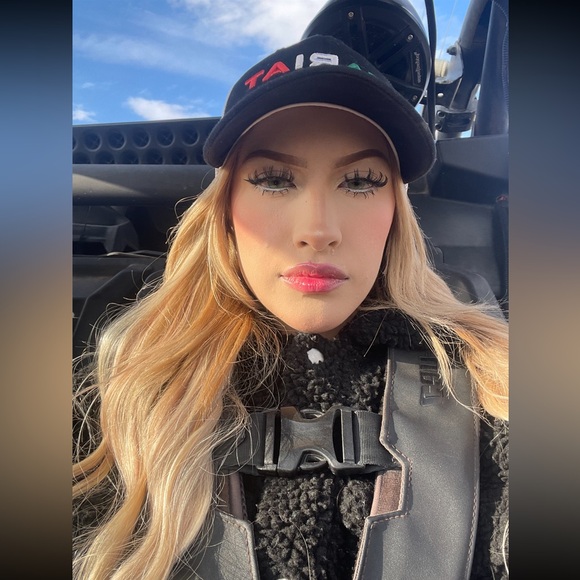 Meet your Posher, Estrella✨🍓 - Picture 9 of 13